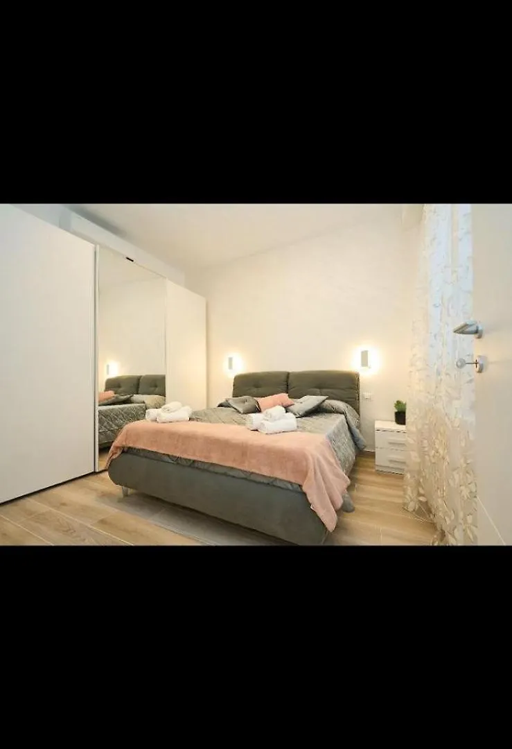 세르누스코 술 나비글리오 Residenza Il Bruco N 1 300Mt Da Metropolitana 아파트